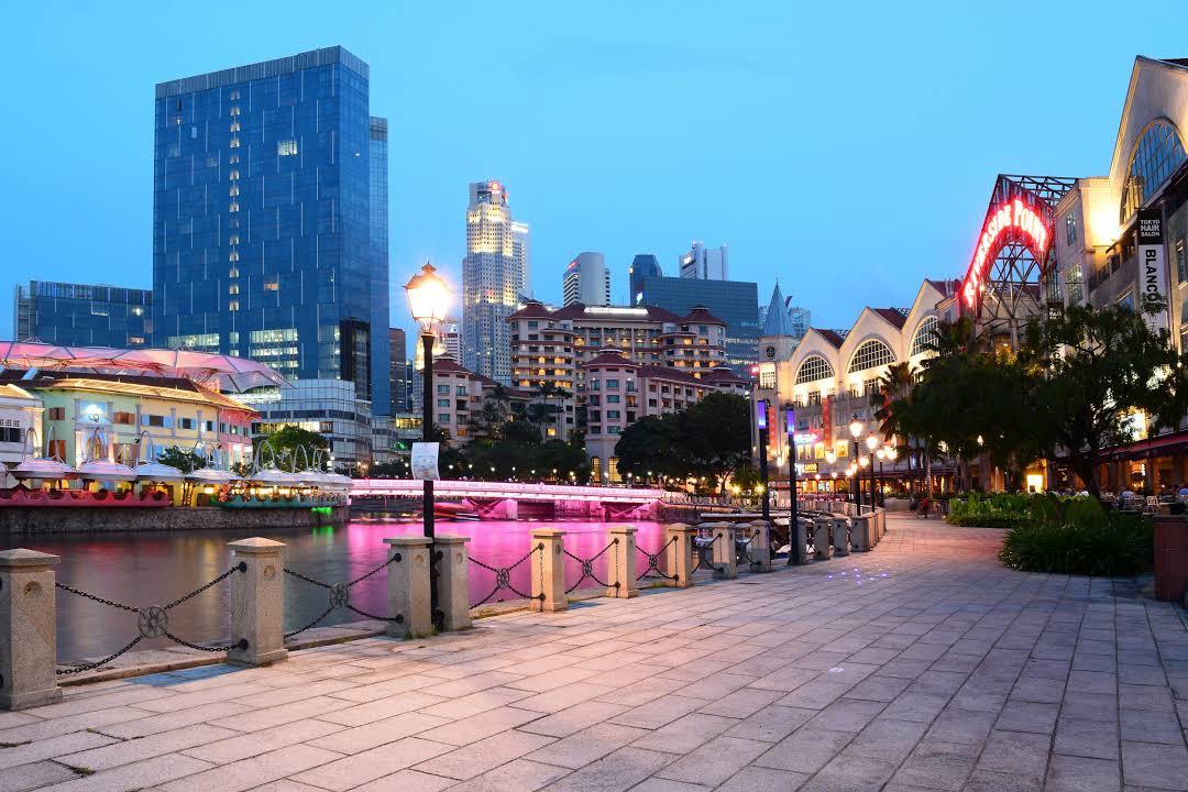 Clarke Quay Alışveriş Merkezi
